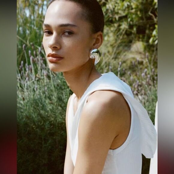 Zara Jewelry - Zara Snail Gold Statement Earrings